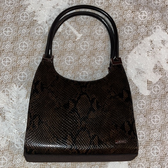 Handbag - Picture 2 of 6